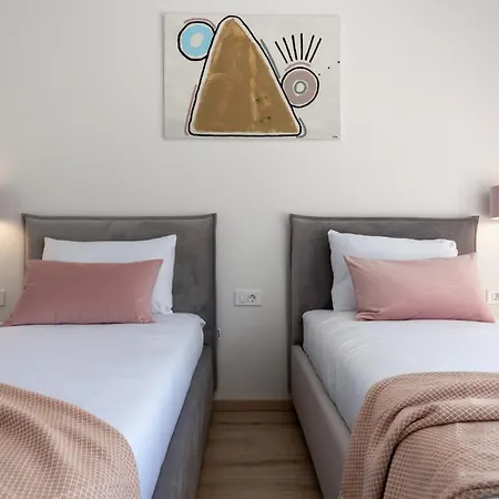 Beautiful Perlin With Pool In Visnjan