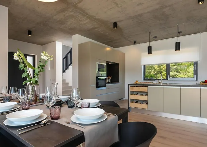 Beautiful Perlin With Pool In Visnjan Vila *