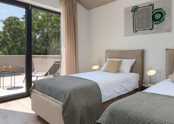 Vila Beautiful Perlin With Pool In Visnjan *